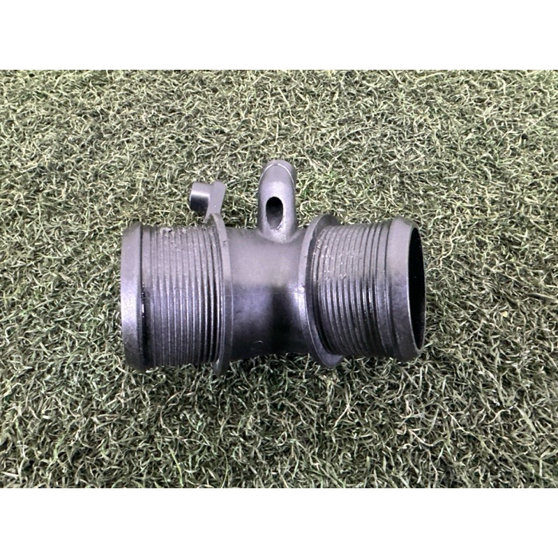 Фланец патрубка интеркулера (впускная система) LAND ROVER RANGE ROVER Sport L494 2016 3.0 Diesel LR068879