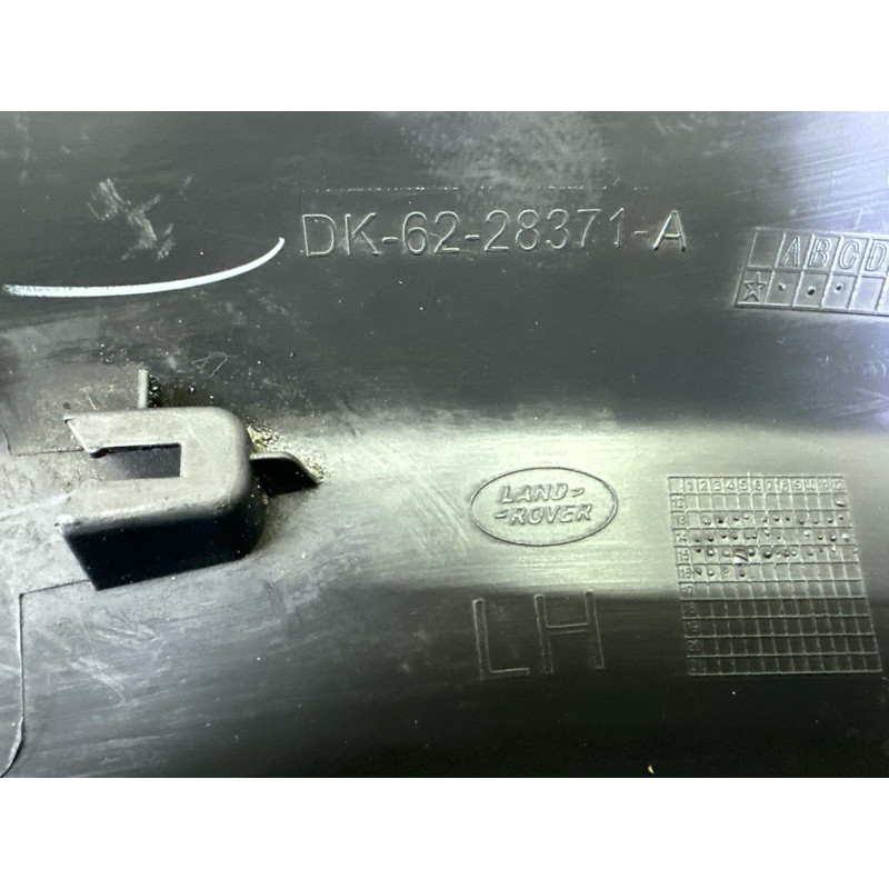 Накладка на крыло (кузов и элементы) LAND ROVER RANGE ROVER Sport L494 2016 3.0 Diesel LR044143