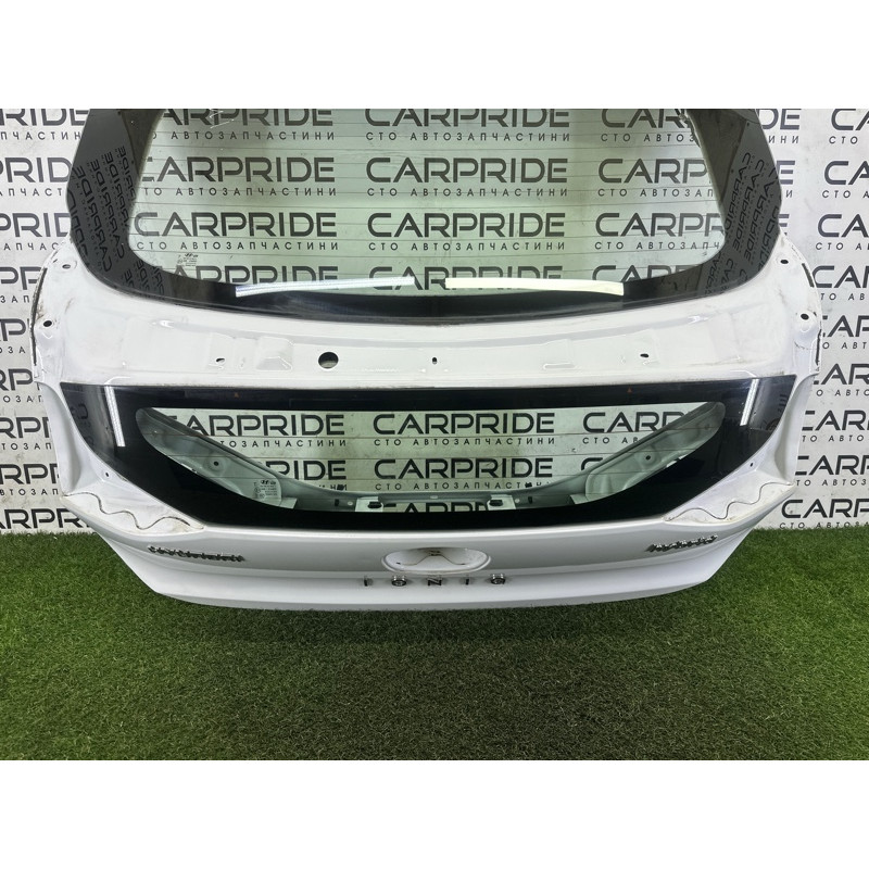 Стекло крышки багажника (стекла и зеркала) Hyundai Ioniq AE 2017 1.6 87110G2110