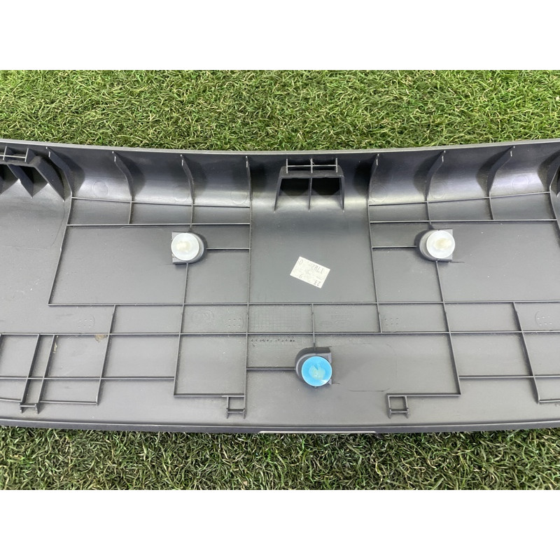 Обшивка крышки багажника (салон) Hyundai Ioniq AE 2017 1.6 81715G2001T9Y