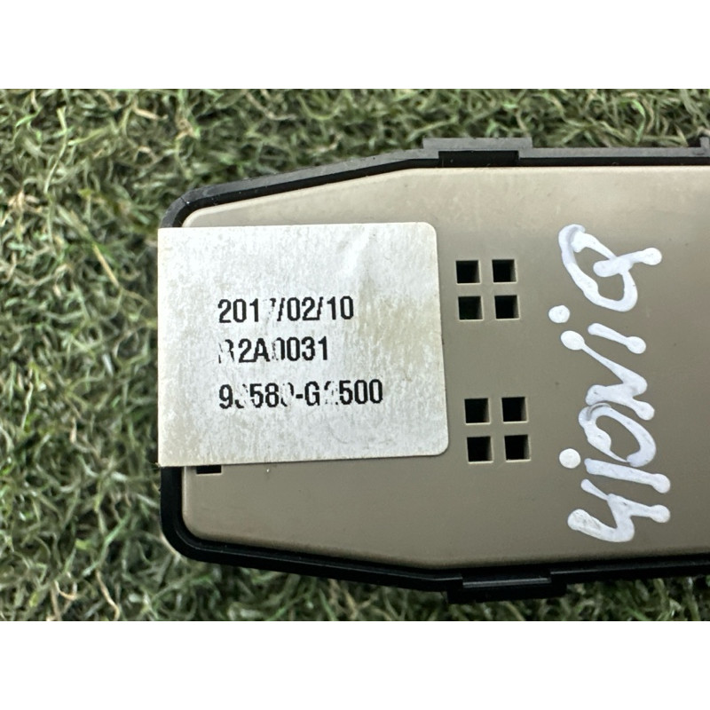 Кнопка стеклоподъемника (электрика / кнопки) Hyundai Ioniq AE 2017 1.6 93580G25004X