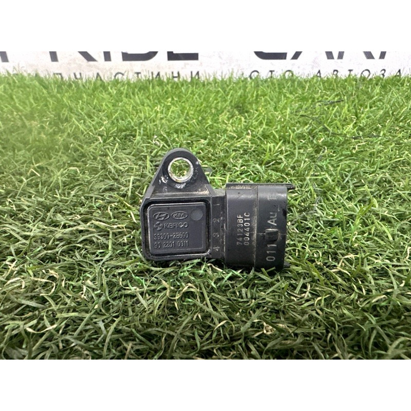 Датчик тиску у впускному колекторі (електрика двигуна) Hyundai Ioniq AE 2017 1.6 393002E600