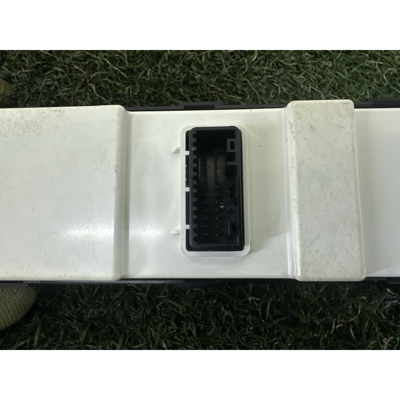 Кнопка стеклоподъемника (электрика / кнопки) Hyundai Ioniq AE 2017 1.6 93575G26004X