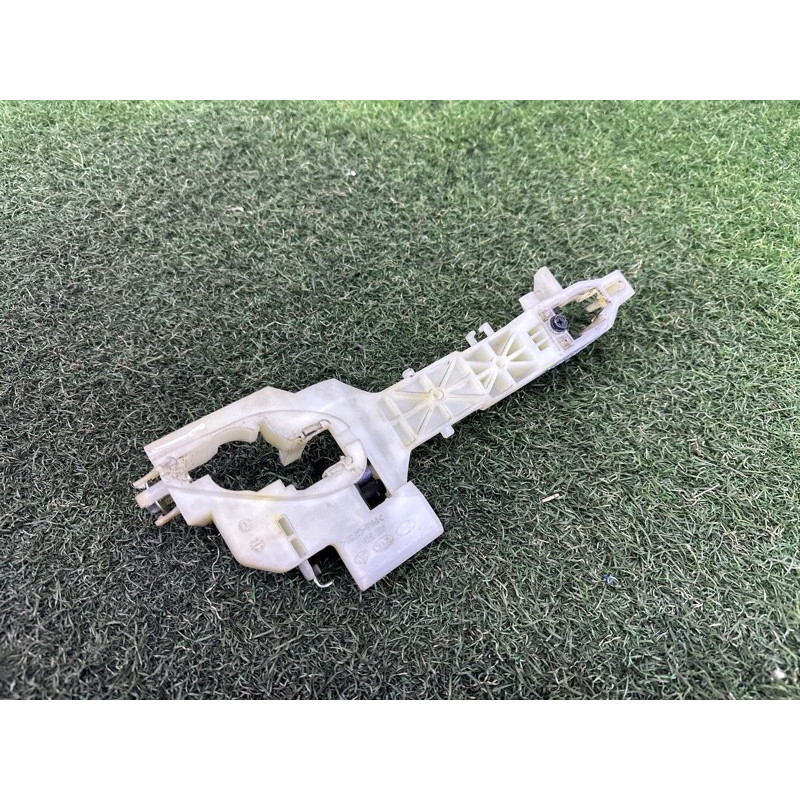 Кронштейн ручки двери (кузов и элементы) Hyundai Ioniq AE 2017 1.6 82665G2700