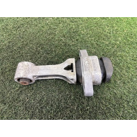 Подушка двигателя