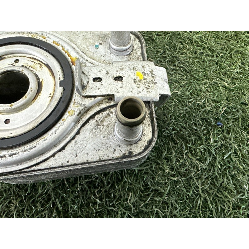 Теплообмінник масляного фільтра (двигун та елементи) Hyundai Ioniq AE 2017 1.6 2641003HA0