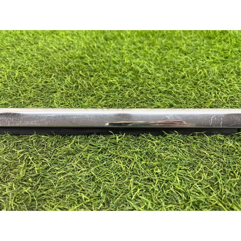 Зовнішній молдинг дверки (кузов і елементи) Jeep Cherokee KL 2014 2.4 68142975AB