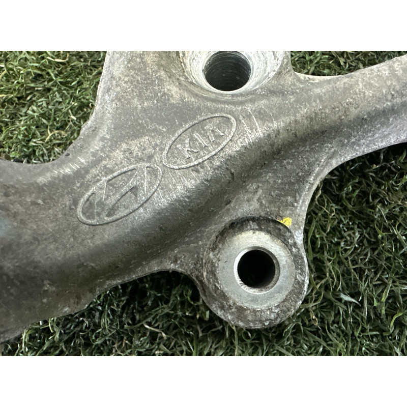 Цапфа підвіски (підвіска) Hyundai Ioniq AE 2017 1.6 52720G2000