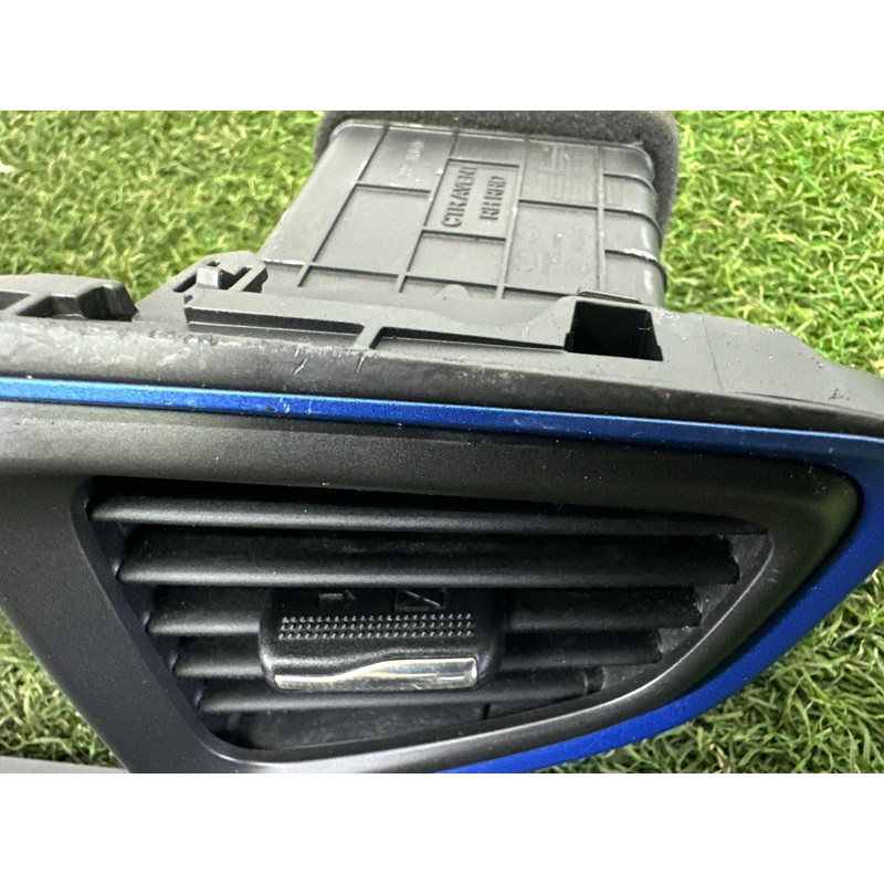 Центральный дефлектор салона (салон) Hyundai Ioniq AE 2017 1.6 84740G2910T9Y