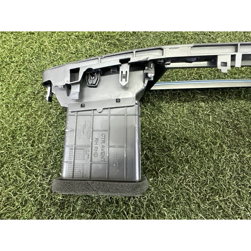 Центральный дефлектор салона (салон) Hyundai Ioniq AE 2017 1.6 84740G2910T9Y