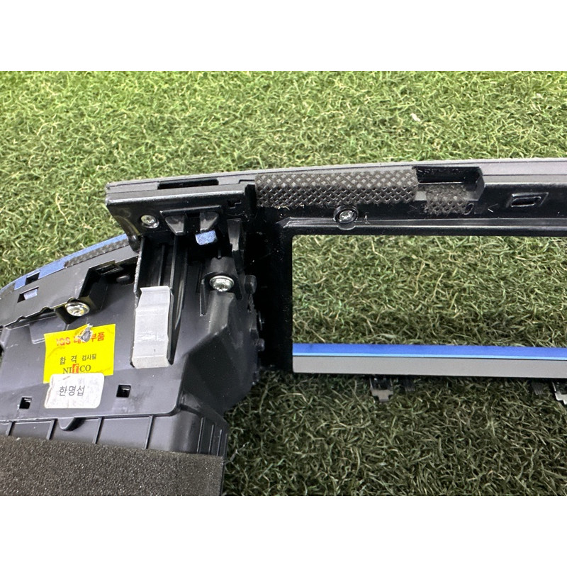 Центральный дефлектор салона (салон) Hyundai Ioniq AE 2017 1.6 84740G2910T9Y