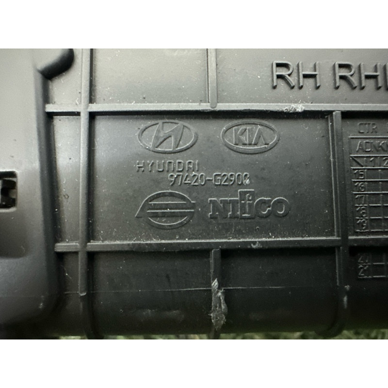 Центральный дефлектор салона (салон) Hyundai Ioniq AE 2017 1.6 84740G2910T9Y