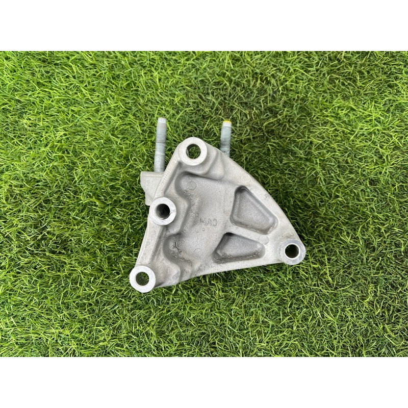 Кронштейн (двигатель и элементы) Hyundai Ioniq AE 2018 1.6 Hybrid 2167003HA0