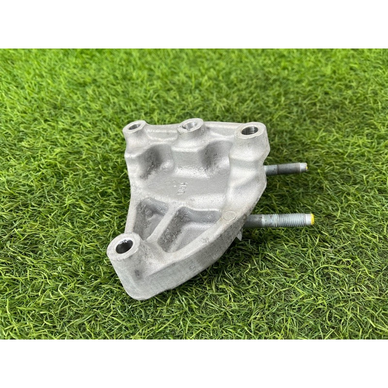 Кронштейн (двигатель и элементы) Hyundai Ioniq AE 2018 1.6 Hybrid 2167003HA0