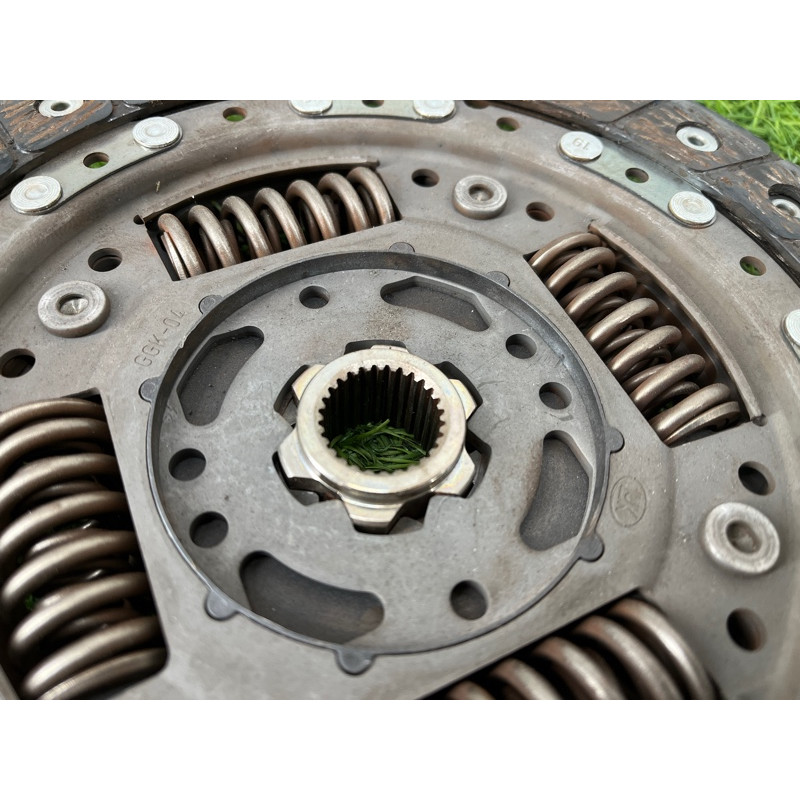 Диск сцепления (трансмиссия) Hyundai Ioniq AE 2018 1.6 Hybrid 410722B001