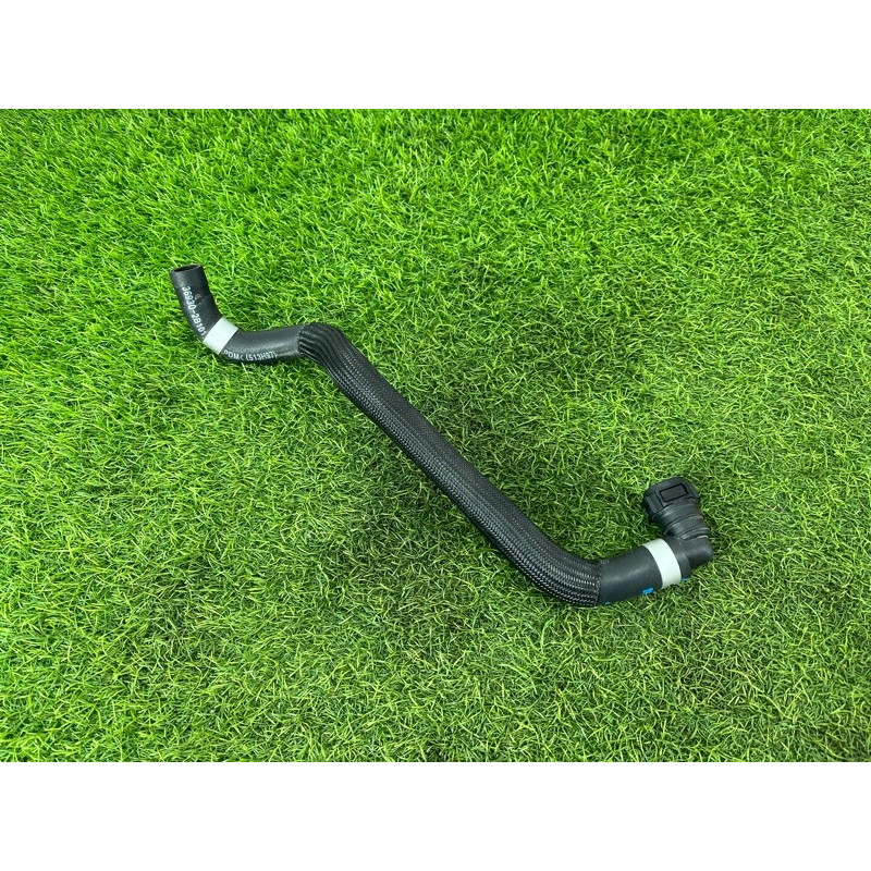 Патрубок (система охлаждения) Hyundai Ioniq AE 2018 1.6 Hybrid 369302B101