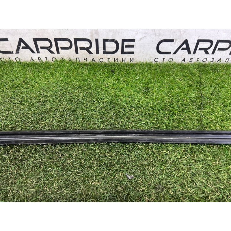 Усилитель бампера (наружные элементы кузова) Hyundai Ioniq AE 2017 1.6 86571G2000