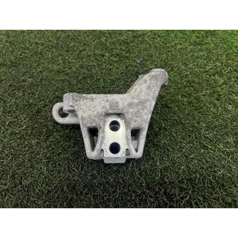 Кронштейн КПП (трансмиссия) Hyundai Ioniq AE 2017 1.6 431202B000