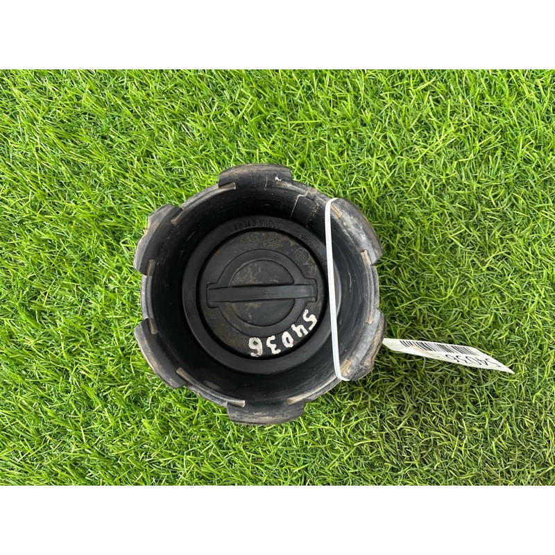 Декоративний ковпачок колеса (аксесуари) Nissan Navara D22 2004 2.5 40343vk000