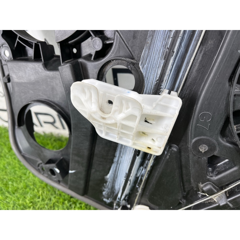 Механізм склопідйомника (кузов і елементи) Hyundai Ioniq AE 2018 1.6 Hybrid 82471G2010