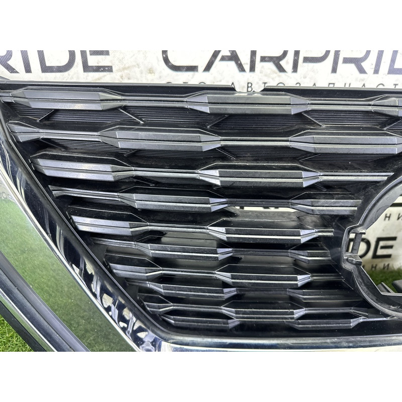 Решетка радиатора (наружные элементы кузова) Nissan Rogue T33 2021 2.5 PR25DD 623106RR0B