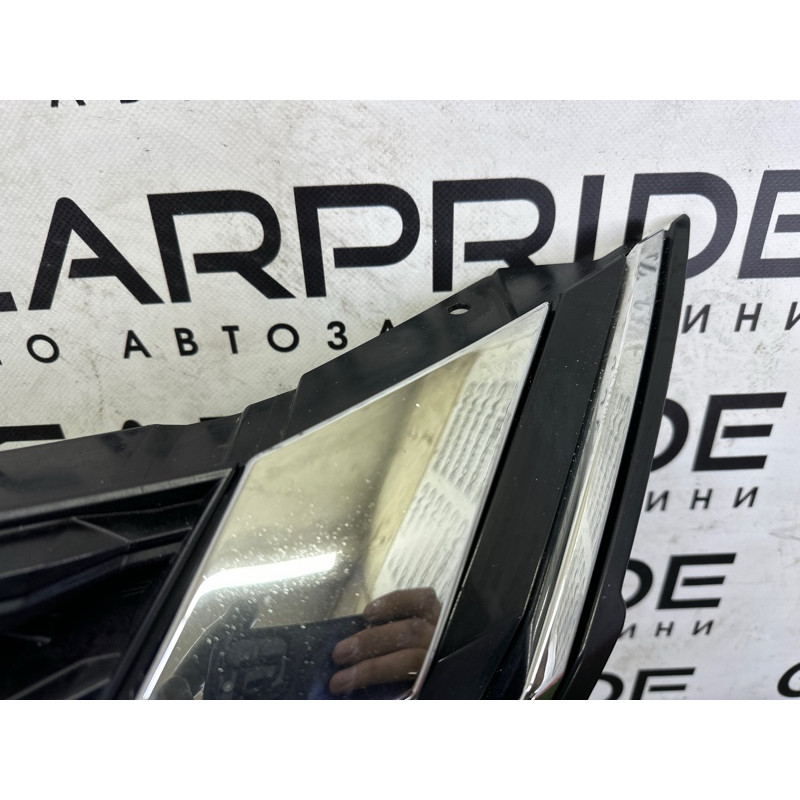 Решетка радиатора (наружные элементы кузова) Nissan Rogue T33 2021 2.5 PR25DD 623106RR0B