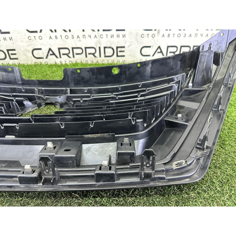 Решетка радиатора (наружные элементы кузова) Nissan Rogue T33 2021 2.5 PR25DD 623106RR0B