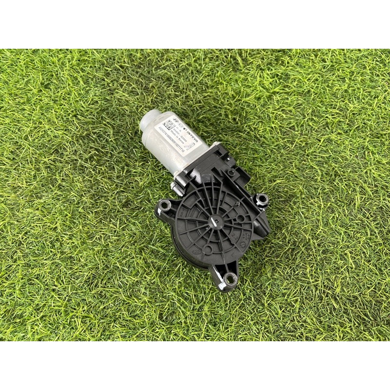 Мотор стеклоподъемника (электрика) Hyundai Ioniq AE 2018 1.6 Hybrid 83450G2000