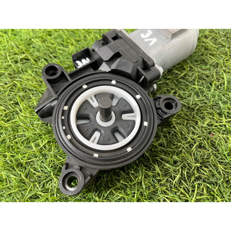 Мотор стеклоподъемника (электрика) Hyundai Ioniq AE 2018 1.6 Hybrid 83450G2000