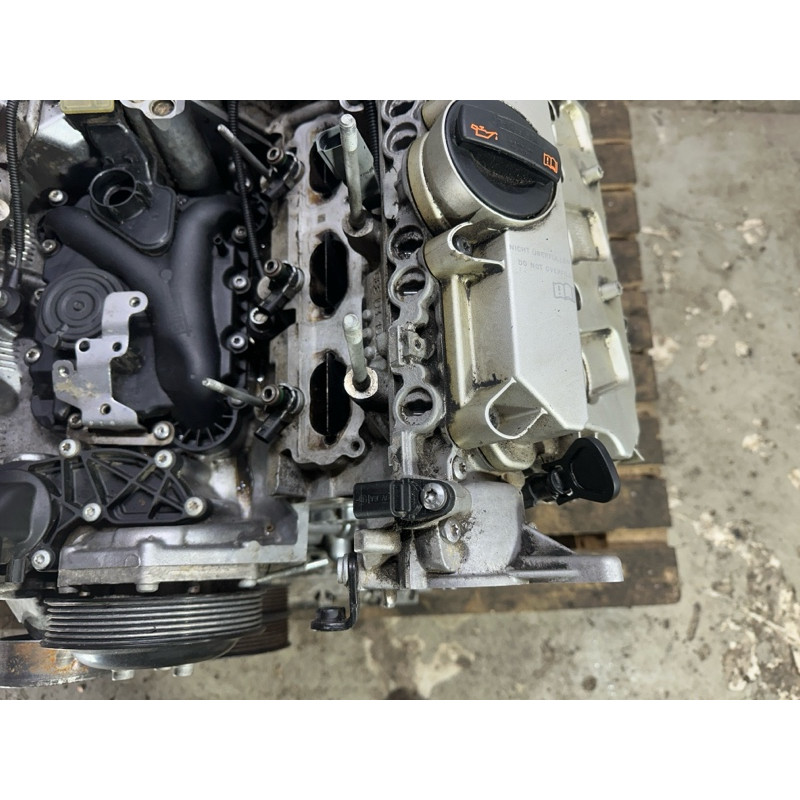 Двигатель (двигатель и элементы) Volkswagen Touareg NF 2013 3.0 Hybrid 06E100038D