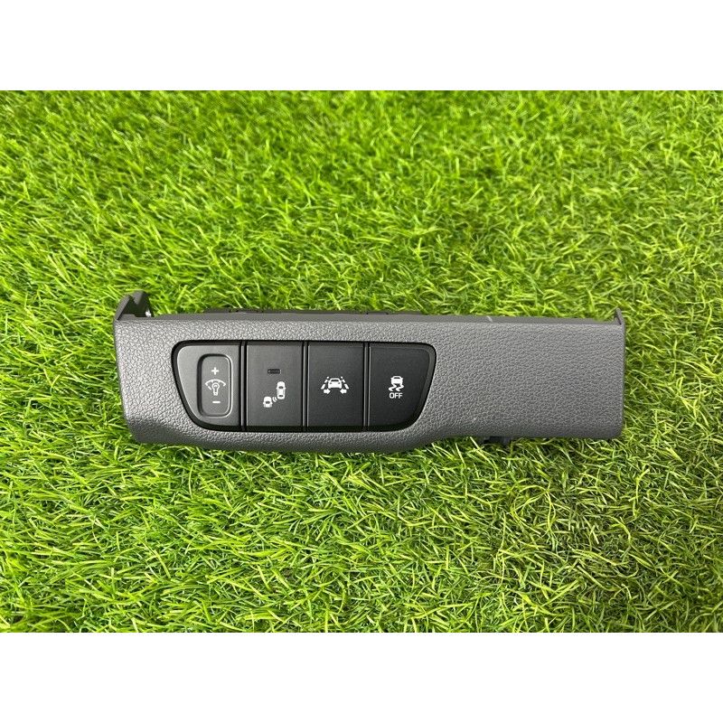 Блок кнопок (електрика / кнопки) Hyundai Ioniq AE 2018 1.6 Hybrid 93700G2140T9Y