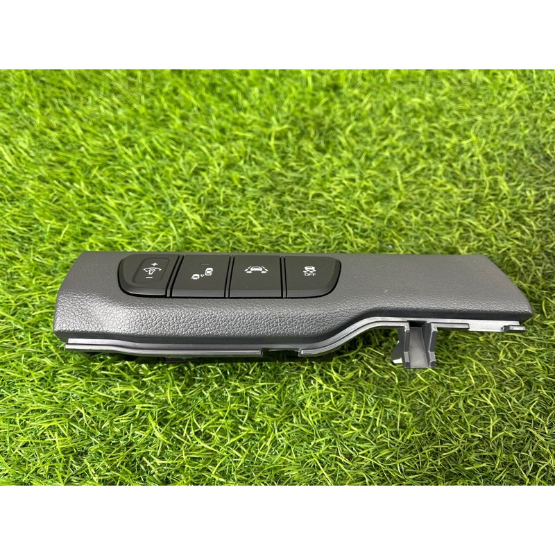 Блок кнопок (електрика / кнопки) Hyundai Ioniq AE 2018 1.6 Hybrid 93700G2140T9Y