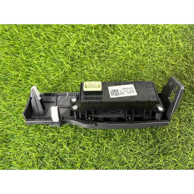 Блок кнопок (електрика / кнопки) Hyundai Ioniq AE 2018 1.6 Hybrid 93700G2140T9Y