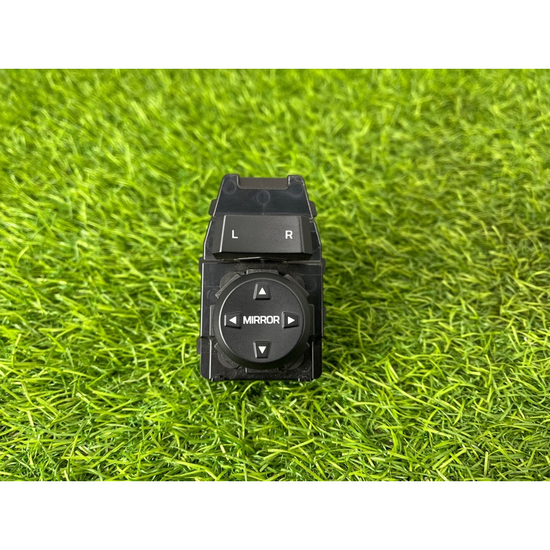 Блок управления зеркалами (электрика / блоки управления) Hyundai Ioniq AE 2018 1.6 Hybrid 93530G20104X