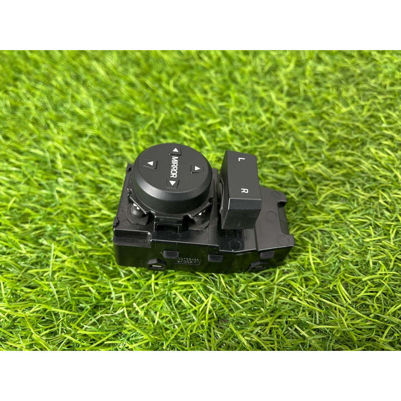 Блок управления зеркалами (электрика / блоки управления) Hyundai Ioniq AE 2018 1.6 Hybrid 93530G20104X