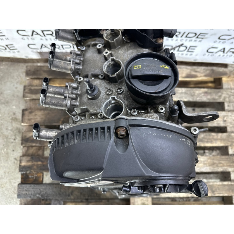 Двигатель (двигатель и элементы) AUDI A4 B8 2013 2.0 TFSI 06H100034H