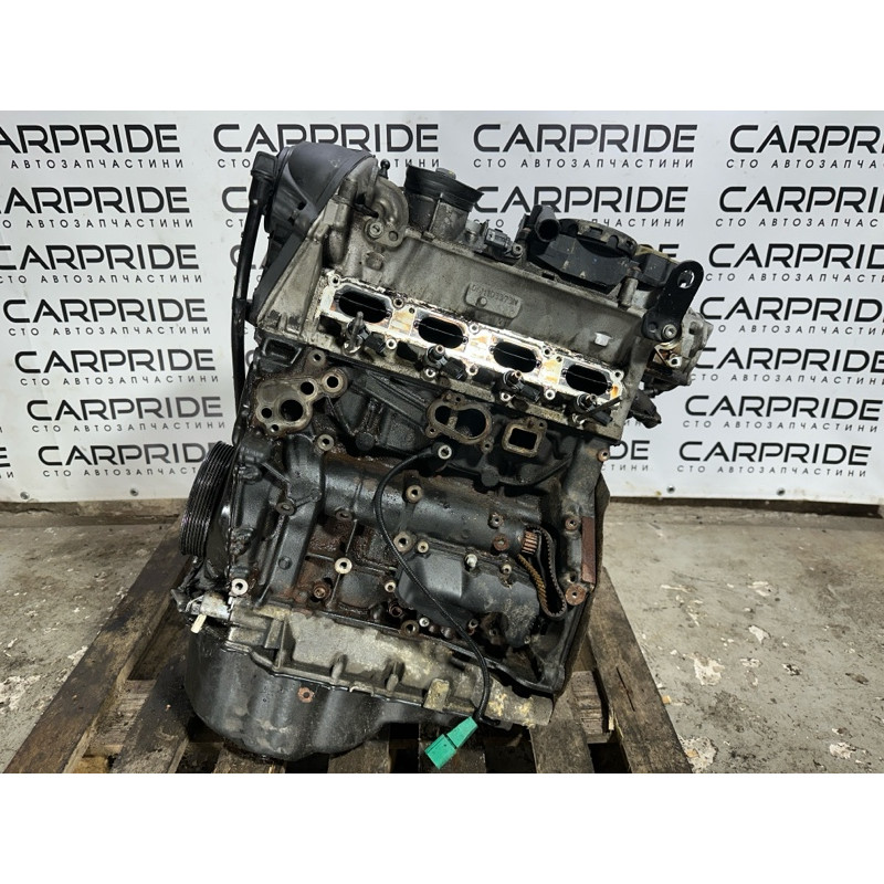 Двигатель (двигатель и элементы) AUDI A4 B8 2013 2.0 TFSI 06H100034H