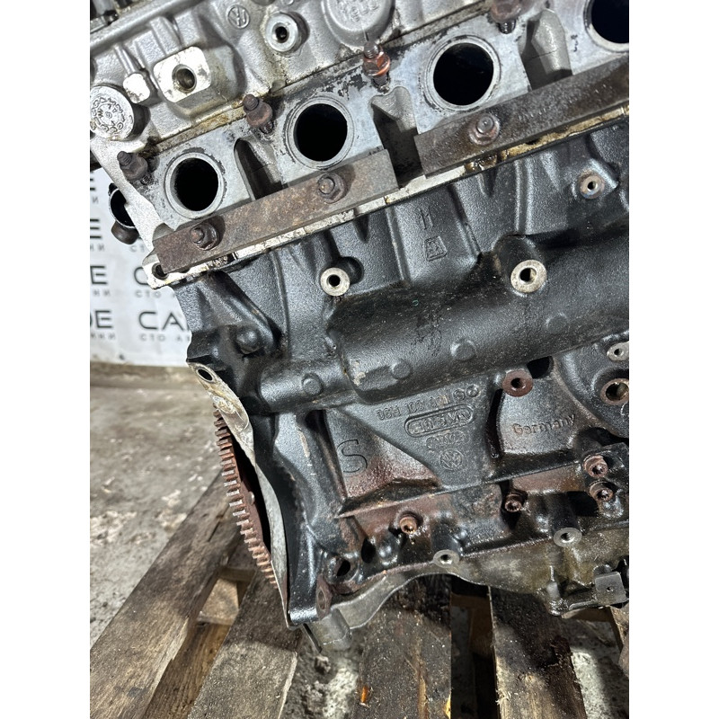 Двигатель (двигатель и элементы) AUDI A4 B8 2013 2.0 TFSI 06H100034H