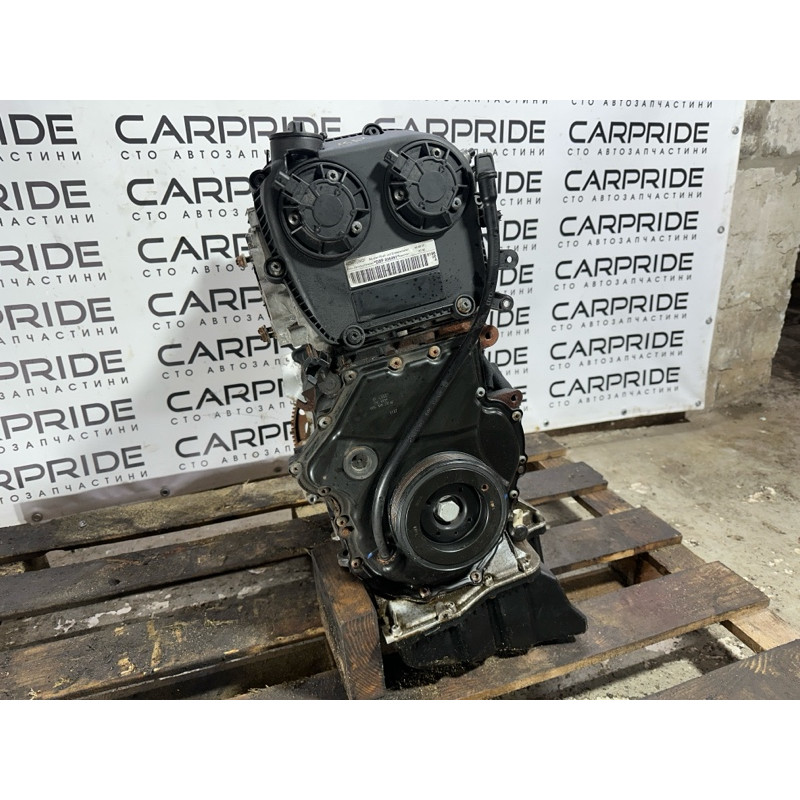 Двигатель (двигатель и элементы) AUDI A4 B9 2017 2.0 TFSI 06L100033D