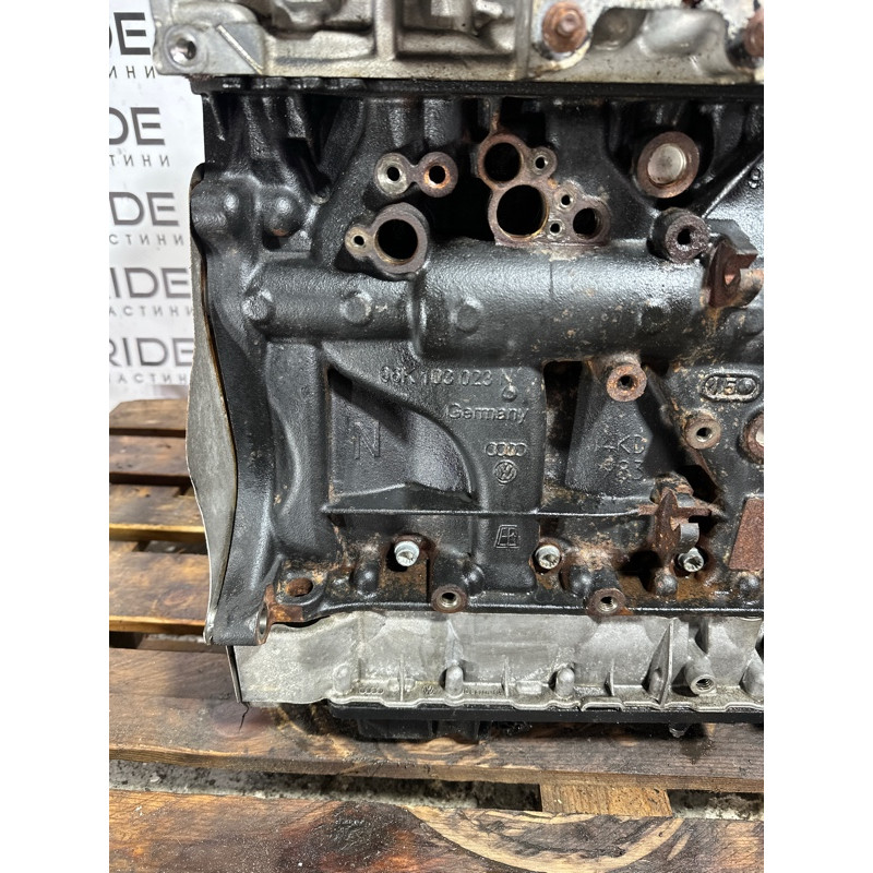 Двигатель (двигатель и элементы) AUDI A3 8V 2016 1.8 CNSB 06K100035F