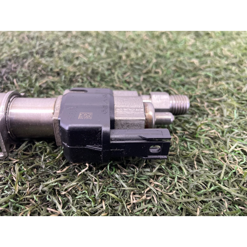 Форсунка топливная (топливная система) BMW 3-series E90 2010 3.0 N54 13538616079