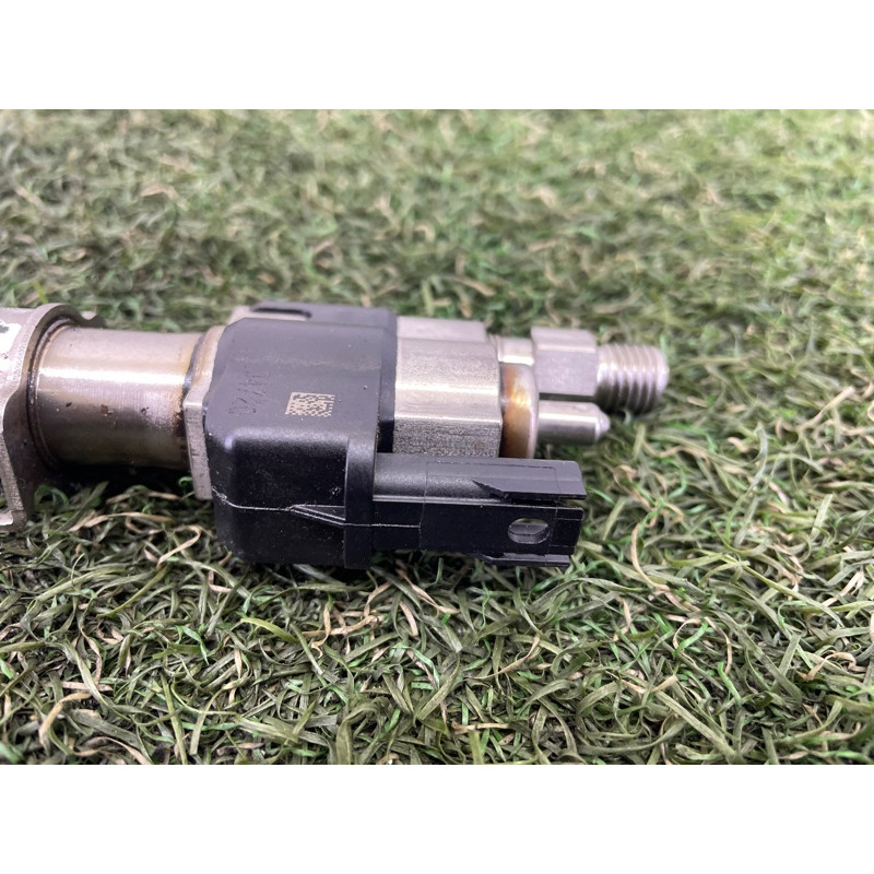 Форсунка топливная (топливная система) BMW 3-series E90 2010 3.0 N54 13538616079