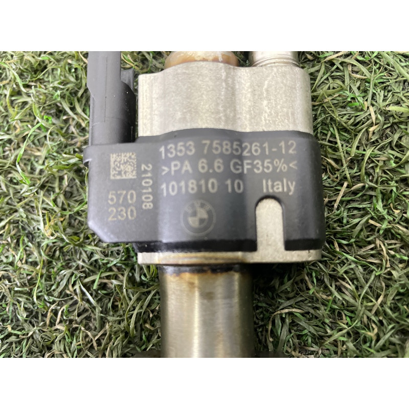 Форсунка топливная (топливная система) BMW 3-series E90 2010 3.0 N54 13538616079