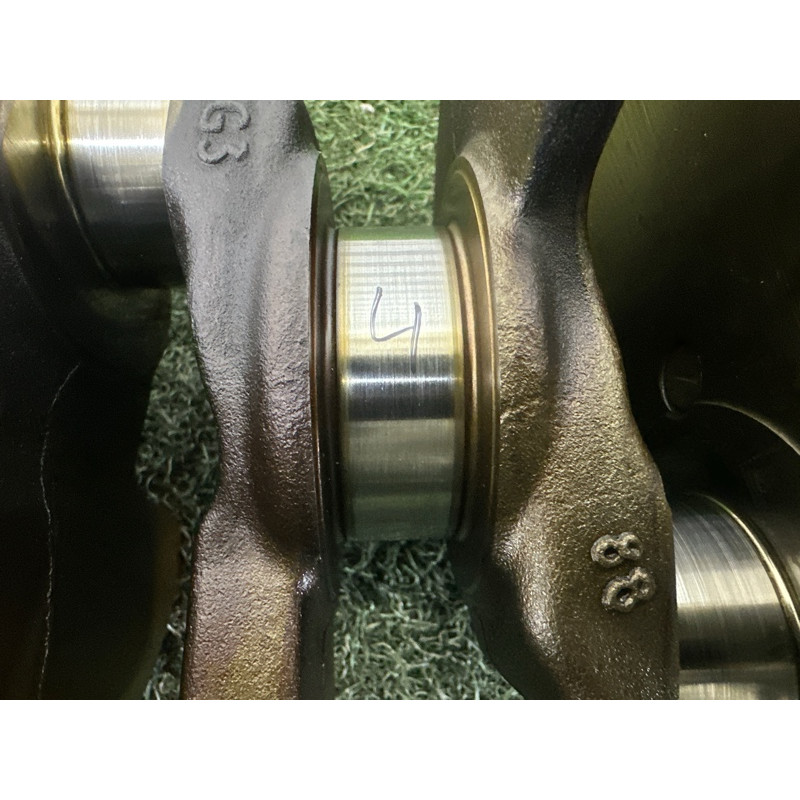 Коленвал (двигатель и элементы) AUDI A4 B8 2010 2.0 CAEB 06H105021M