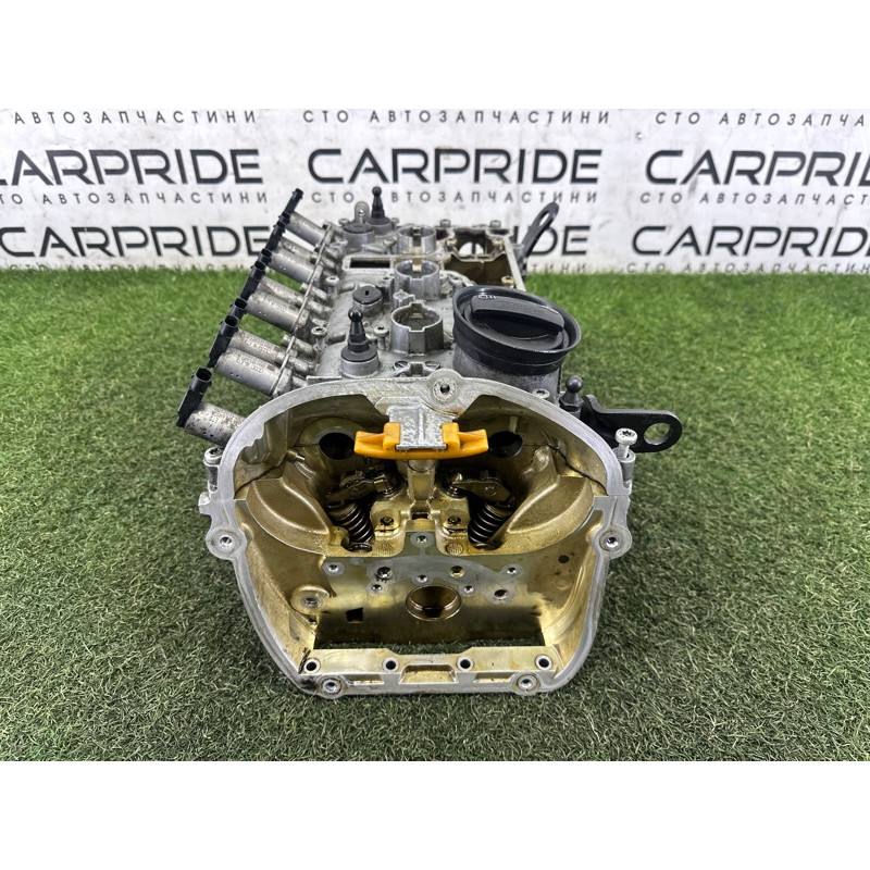 Головка блоку циліндрів (двигун та елементи) AUDI A4 B8 2010 2.0 CAEB 06H103064L
