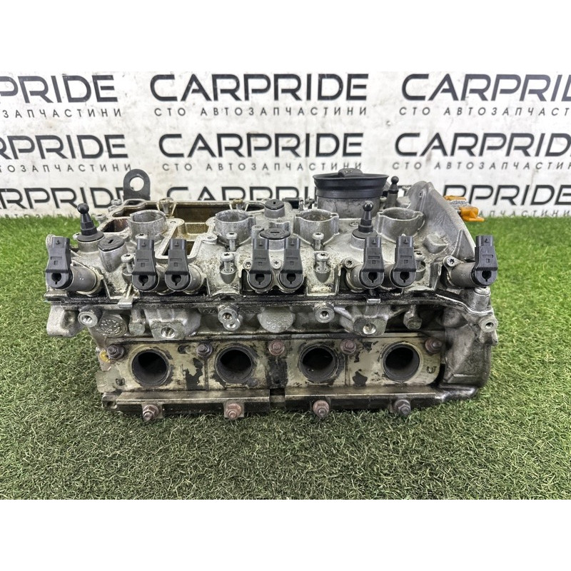Головка блоку циліндрів (двигун та елементи) AUDI A4 B8 2010 2.0 CAEB 06H103064L