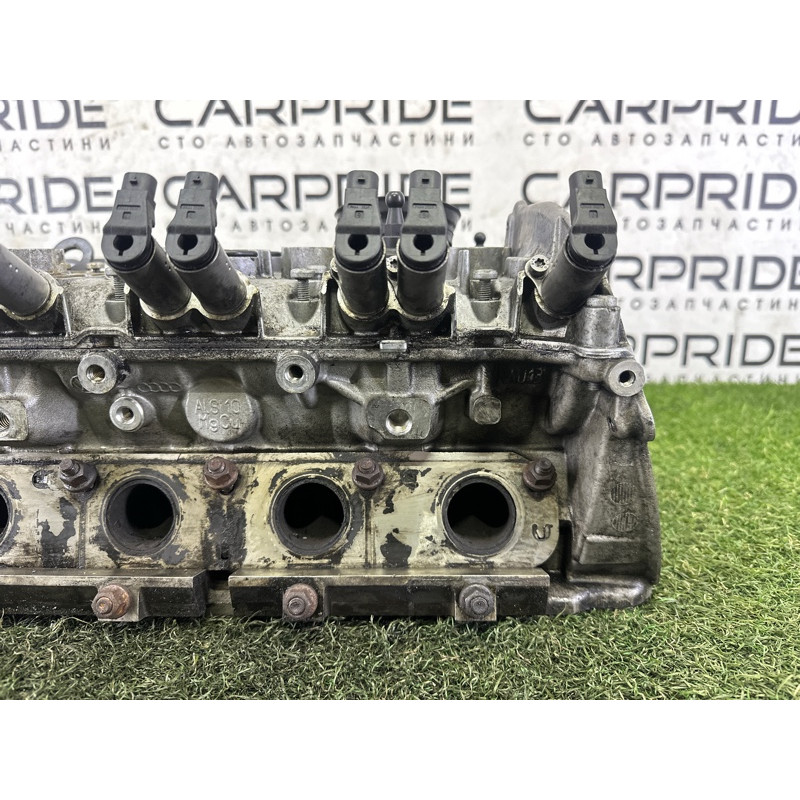 Головка блоку циліндрів (двигун та елементи) AUDI A4 B8 2010 2.0 CAEB 06H103064L