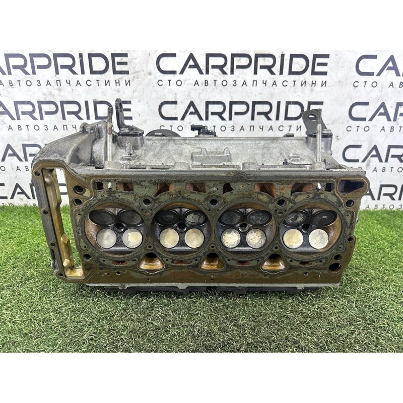 Головка блоку циліндрів (двигун та елементи) AUDI A4 B8 2010 2.0 CAEB 06H103064L
