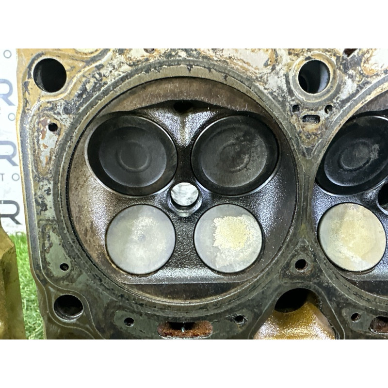 Головка блоку циліндрів (двигун та елементи) AUDI A4 B8 2010 2.0 CAEB 06H103064L