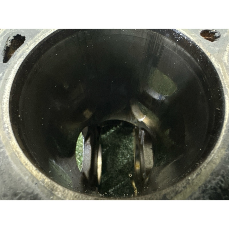 Блок цилиндров (двигатель и элементы) AUDI A4 B8 2010 2.0 CAEB 06H103011AP